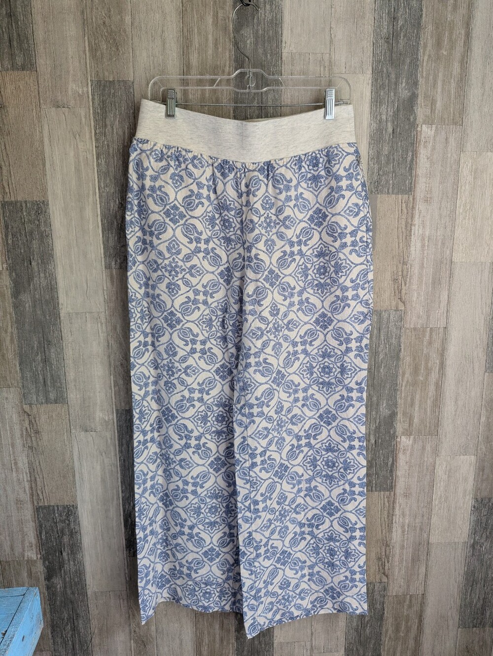Soft Surroungs Linen Pants NWT
